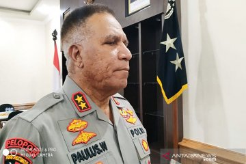 Reskrim  Polda Papua olah TKP penembakan anggota Yonif 713/ST