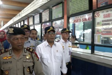 Pemudik yang menggunakan bus menuju Palembang naik 2 kali lipat