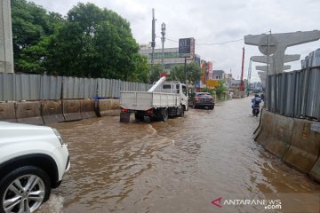 Banjir di kawasan Kelapa Gading berangsur surut