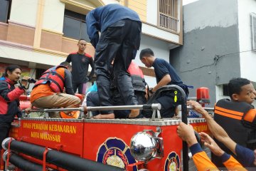 Dua bocah tenggelam di kanal Makassar