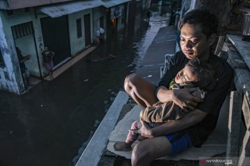Terjebak banjir di Jakarta Barat