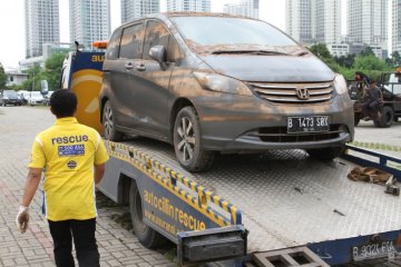 Cara agar klaim mobil kebanjiran diterima asuransi