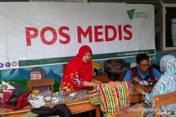 Dompet Dhuafa beri bantuan medis korban banjir di Kampung Peuteuy