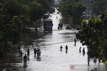 Banjir dinilai berpotensi hambat kegiatan bisnis