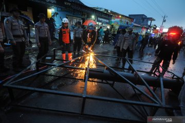 Dampak angin puting beliung di Klaten