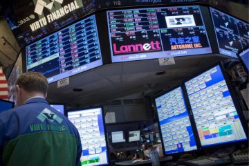 Wall Street perpanjang reli penguatan di tengah sentimen positif