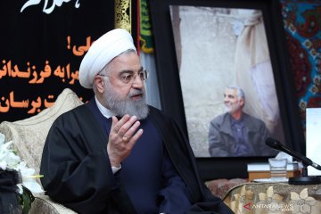 Presiden Iran minta warganya patuhi protokol kesehatan terkait corona