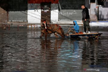 Banjir merendam Jalur Gaza