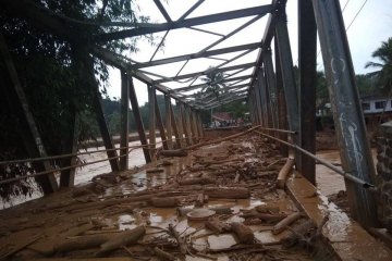 Pemkab Lebak siap bangun jembatan darurat di lokasi bencana