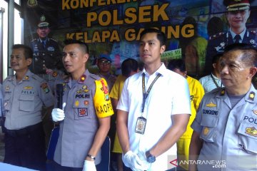 Polisi dan wartawan gadungan ditangkap