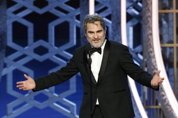 Ikut unjuk rasa, Joaquin Phoenix diamankan polisi