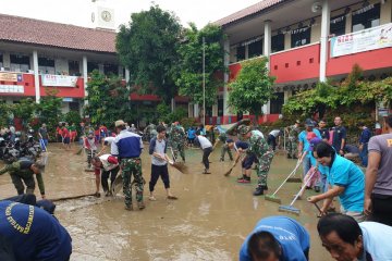 Selama banjir, layanan 112 tangerang terima 3.683 panggilan