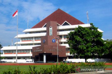 IPB identifikasi rekan yang kontak dengan mahasiswa positif COVID-19