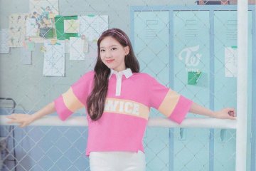 JYP tuntut pria yang menguntit Nayeon TWICE