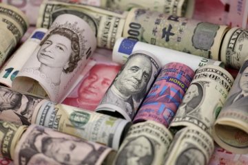 Gara-gara virus China, yuan melemah dan mata uang "safe-haven" menguat