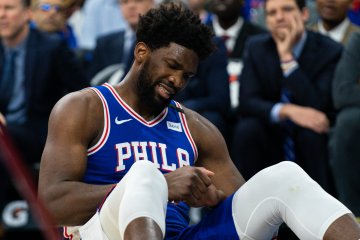 Joel Embiid absen bela 76ers hadapi Celtics