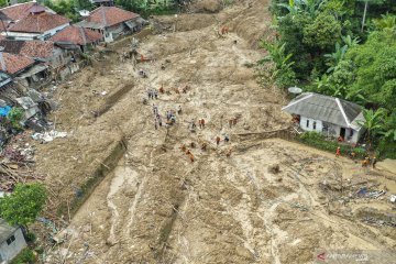 Perpanjangan masa pencarian korban longsor