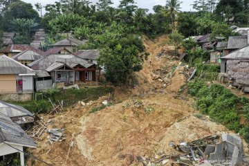 Kondisi Desa Adat Urug pascabencana tanah longsor dan banjir bandang