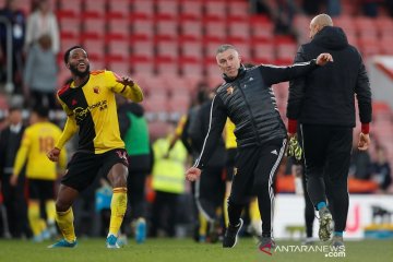 Watford tinggalkan zona merah usai gulung Bournemouth 3-0