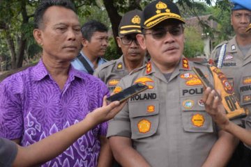 Polisi kejar empat pelaku curas terhadap pedagang roti di Cirebon