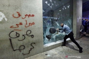 Aksi protes damai berubah jadi kerusuhan di Lebanon