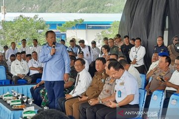 Menteri KKP akan evaluasi ekspor budi daya perikanan di Natuna