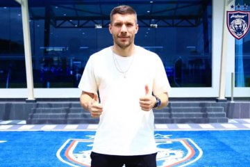 Tiba di Johor, Lukas Podolski akan gabung klub Malaysia?