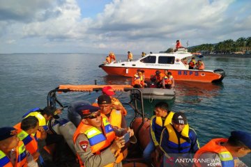 Tim SAR lakukan pencarian nelayan hilang di perairan Buton Selatan