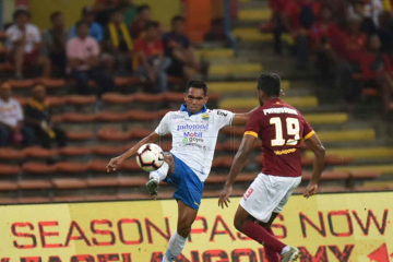 Kalah 3-0, Persib dibuat tak berdaya oleh Selangor FA