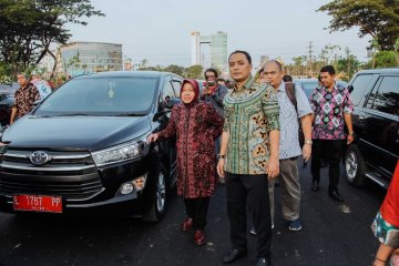 Ratusan warga desak Risma dukung Eri Cahyadi sebagai Cawali Surabaya