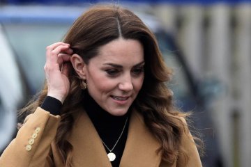 Kate Middleton lanjutkan pekerjaan sebagai anggota kerajaan Inggris