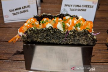 Cicipi inovasi baru, sushi dalam bentuk taco