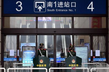 Otoritas China kembali buka layanan penerbangan di luar Hubei