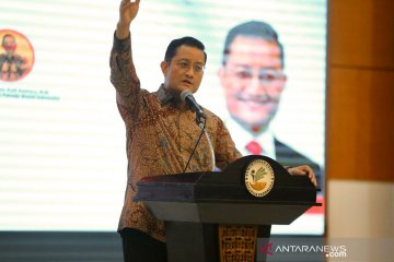 Mensos harapkan alumni STKS-Poltekesos bermitra dengan Kemensos