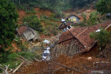 Cigobang jadi kampung mati pascalongsor