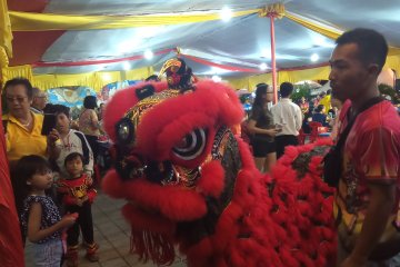 Atraksi barongsai meriahkan Imlek 2571 di Padang