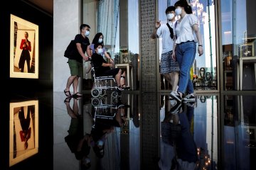 Kekurangan pasokan, Thailand dorong masyarakat buat masker sendiri