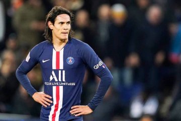 Tak ada lagi Cavani dan Silva di skuat PSG musim depan