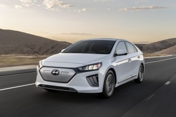 Hyundai ungkap harga IONIQ 2020