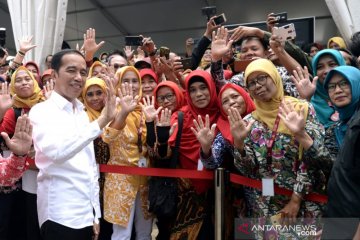 Presiden Jokowi berikan target kepada menteri untuk 100 hari kerja