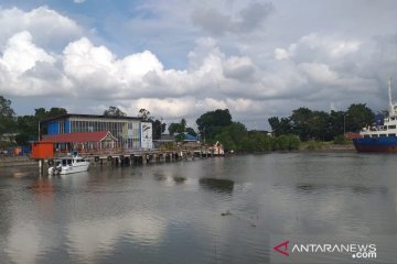 IPC cabang Tanjung Pandan keruk kolam dan alur pelabuhan