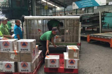 Garuda angkut bantuan 10.000 masker BNPB untuk WNI di Tiongkok