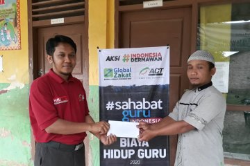Global Zakat -ACT Lampung beri bantuan ke guru honor di Pringsewu