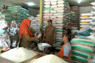 Dinas Ketapang Banten awasi keamanan peredaran beras kemasan