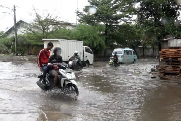 Jakarta hujan, kawasan Sunter tergenang