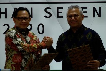 Kemendagri serahkan data pemilih potensial pilkada