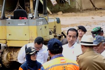 Presiden tinjau Pesantren La Tansa rusak terkena banjir