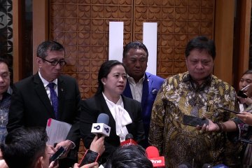 Bertemu Airlangga, Puan tak ingin terburu-buru soal Omnibus Law