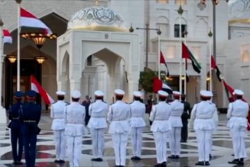 Presiden Jokowi disambut upacara kenegaraan di Istana Qasr Al Watan UEA