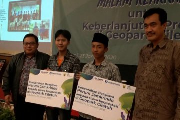 Kampanye antisampah plastik untuk menjaga keasrian Geopark Ciletuh